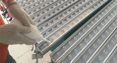 大揭密!想知道光臣洗墻燈的灌膠技術(shù)嗎?