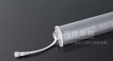 客戶深夜轉(zhuǎn)款訂購LED數(shù)碼管，執(zhí)著的精神感染著光臣!