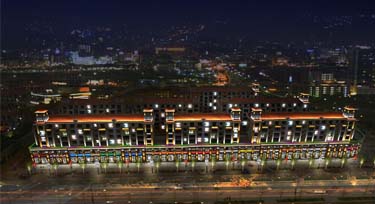 LED線條燈亮化讓廢舊小區(qū)、棄管樓起死回生