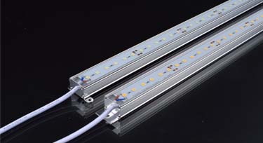 年前急單哪款線條燈交期短?經(jīng)典2819幫到您!