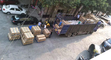 信任源于品質(zhì) 光臣照明萬米洗墻燈供不應(yīng)求