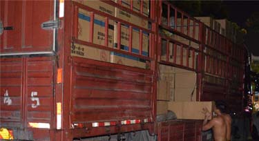 激情六月 三萬多米LED數(shù)碼管已順利到達(dá)工地