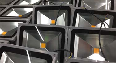 似曾相識(shí)?只因集成泛光燈用途廣泛!