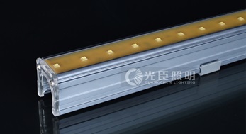 政府大樓做LED線條燈動(dòng)態(tài)屏，亮化工程不能盲目做