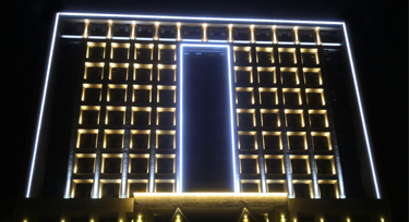 單色線條燈需要用控制器點亮嗎?