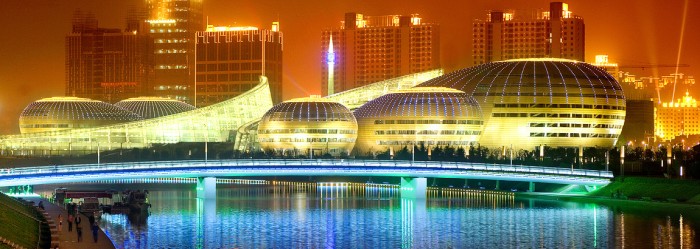 LED護(hù)欄管廠家